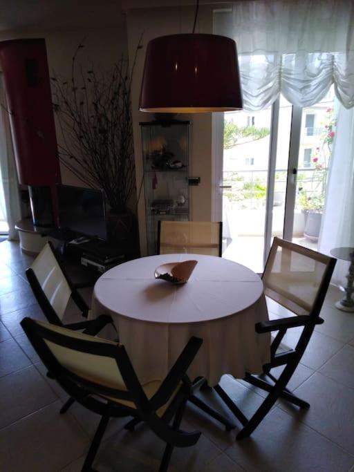 Annitas Luxury Oasis Appartment Athene Buitenkant foto